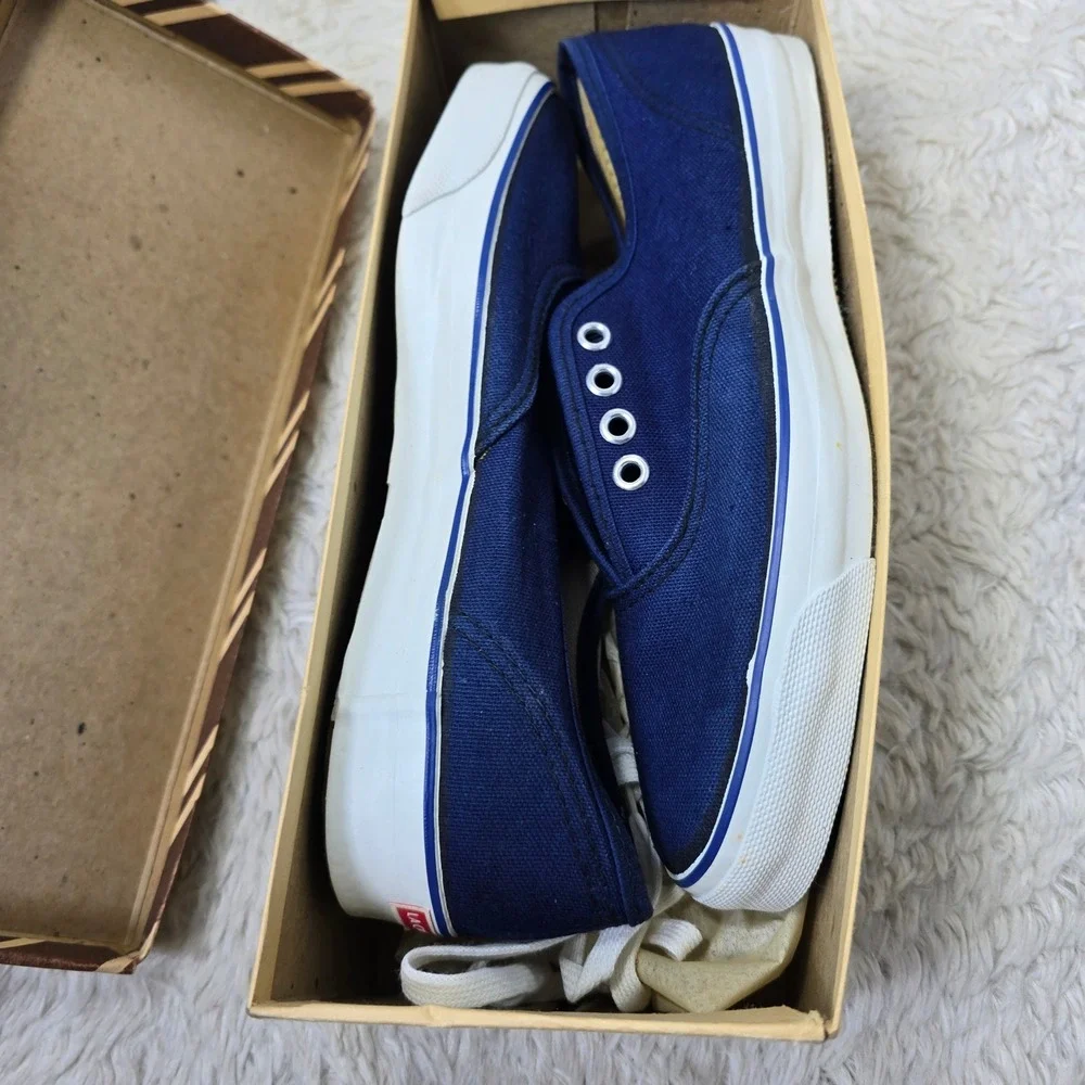 Vintage‎ 60's LaCrosse Masters Sneakers Womens 6.5 Navy Blue Made in USA Canvas